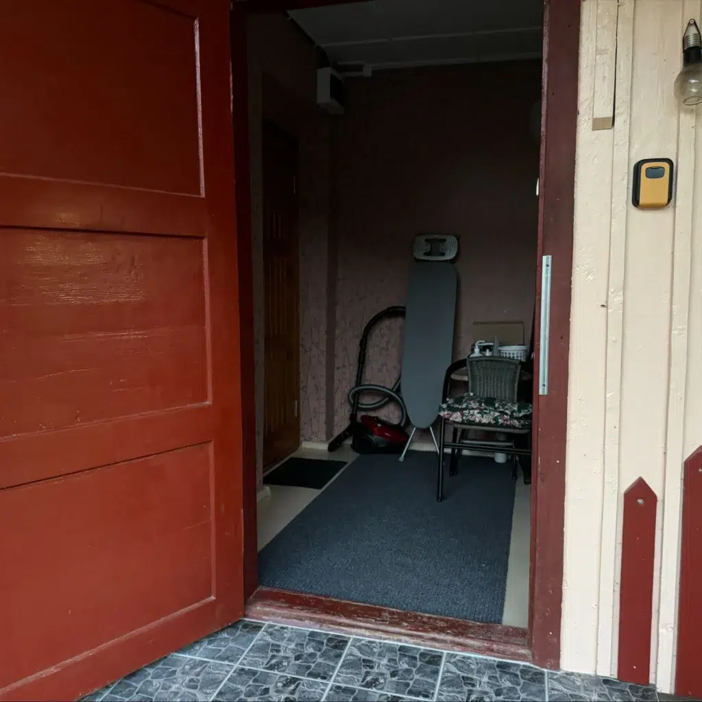 Roomassaare 12 korteri sissepääs võtmekarbiga Kuressaares